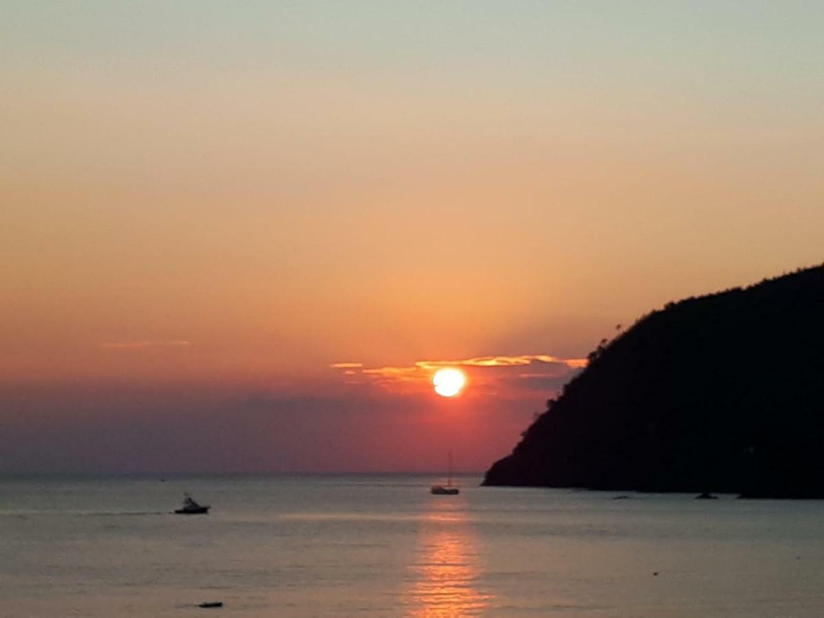 Appartamento Il Golfo Dei Poeti E 5 Terre A 2 Passi La Spezia Buitenkant foto